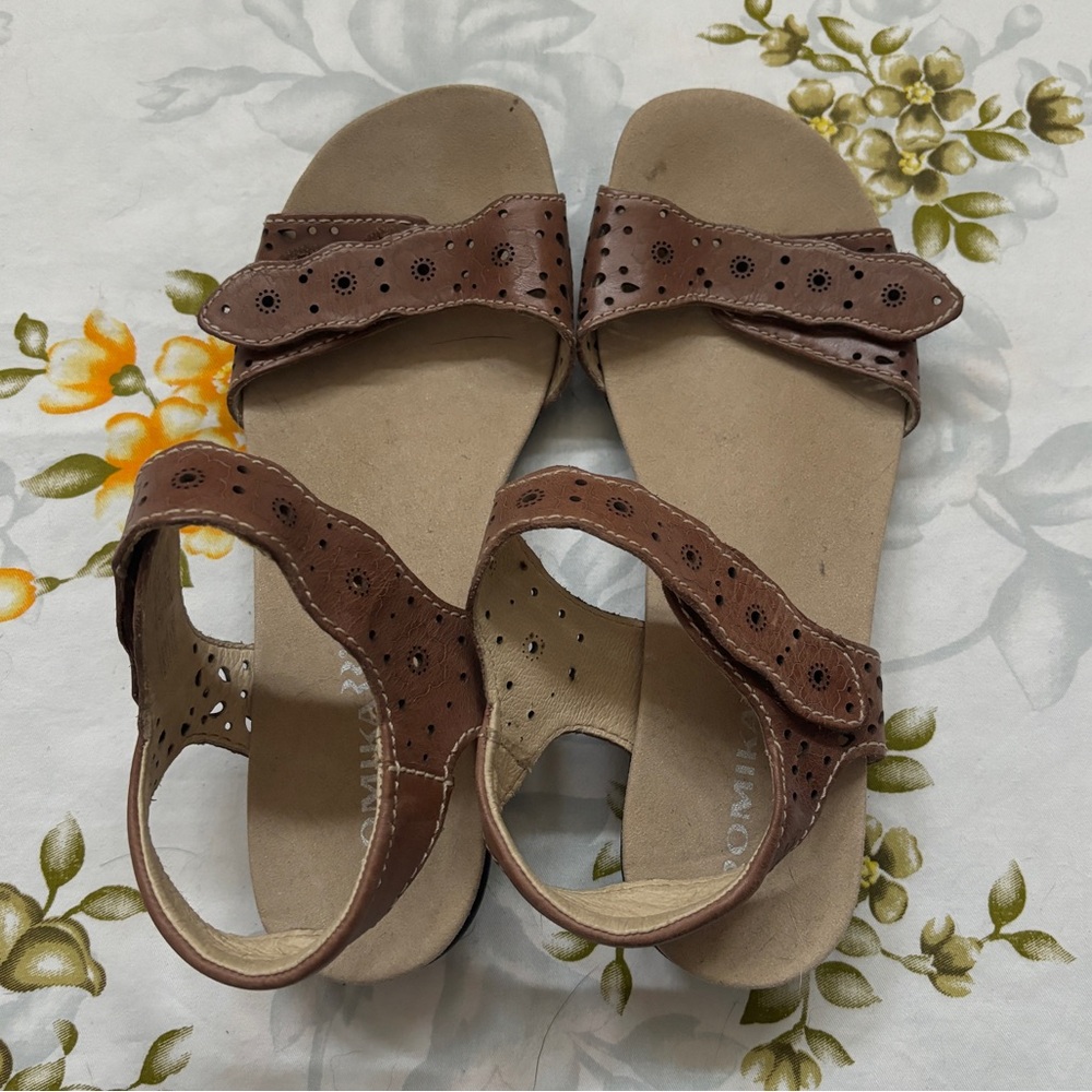 Romika Size 38 Brown Sandals NWOT - Picture 2 of 9